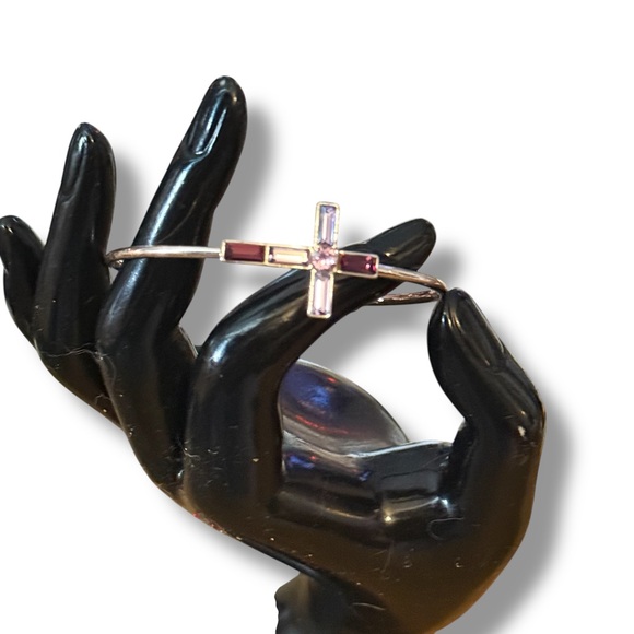 Silver tone purple rhinestone cross cuff bracelet - Picture 4 of 6